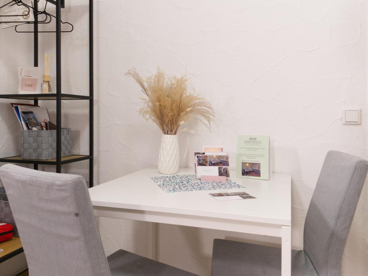 Bohnapartments Elisa - Wohlfuehlapartment Mit 2 Gratis Parkplaetzen Und 3 Schlafzimmern - Wlan - Vollausstattung Erfurt Exterior foto