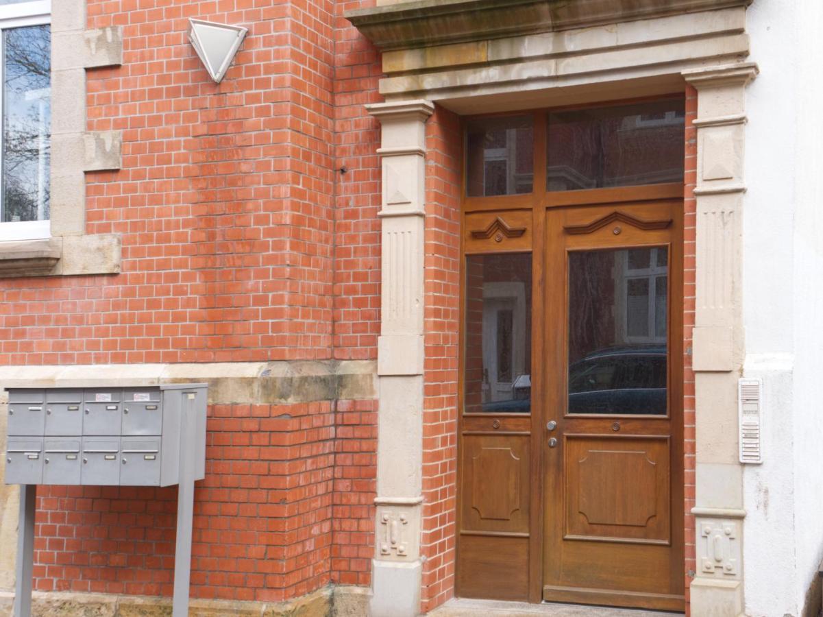 Bohnapartments Elisa - Wohlfuehlapartment Mit 2 Gratis Parkplaetzen Und 3 Schlafzimmern - Wlan - Vollausstattung Erfurt Exterior foto